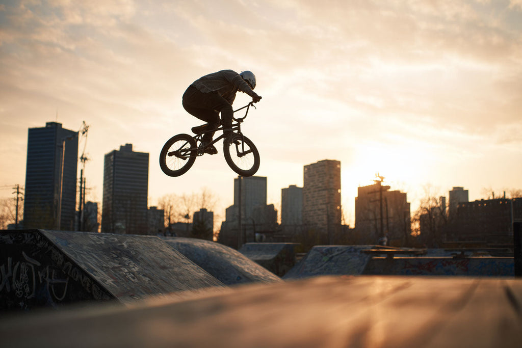 sophisticated-boys-club-bmx-doing-trick